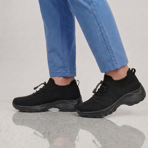 PLUMA Flow Orthopedic Knit Sneaker - Obsidian Black