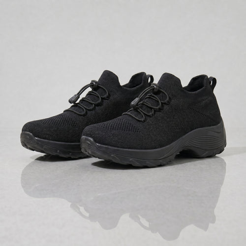 PLUMA Flow Orthopedic Knit Sneaker - Obsidian Black