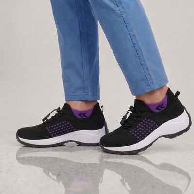 PLUMA Flow Orthopedic Knit Sneaker - Berry Black